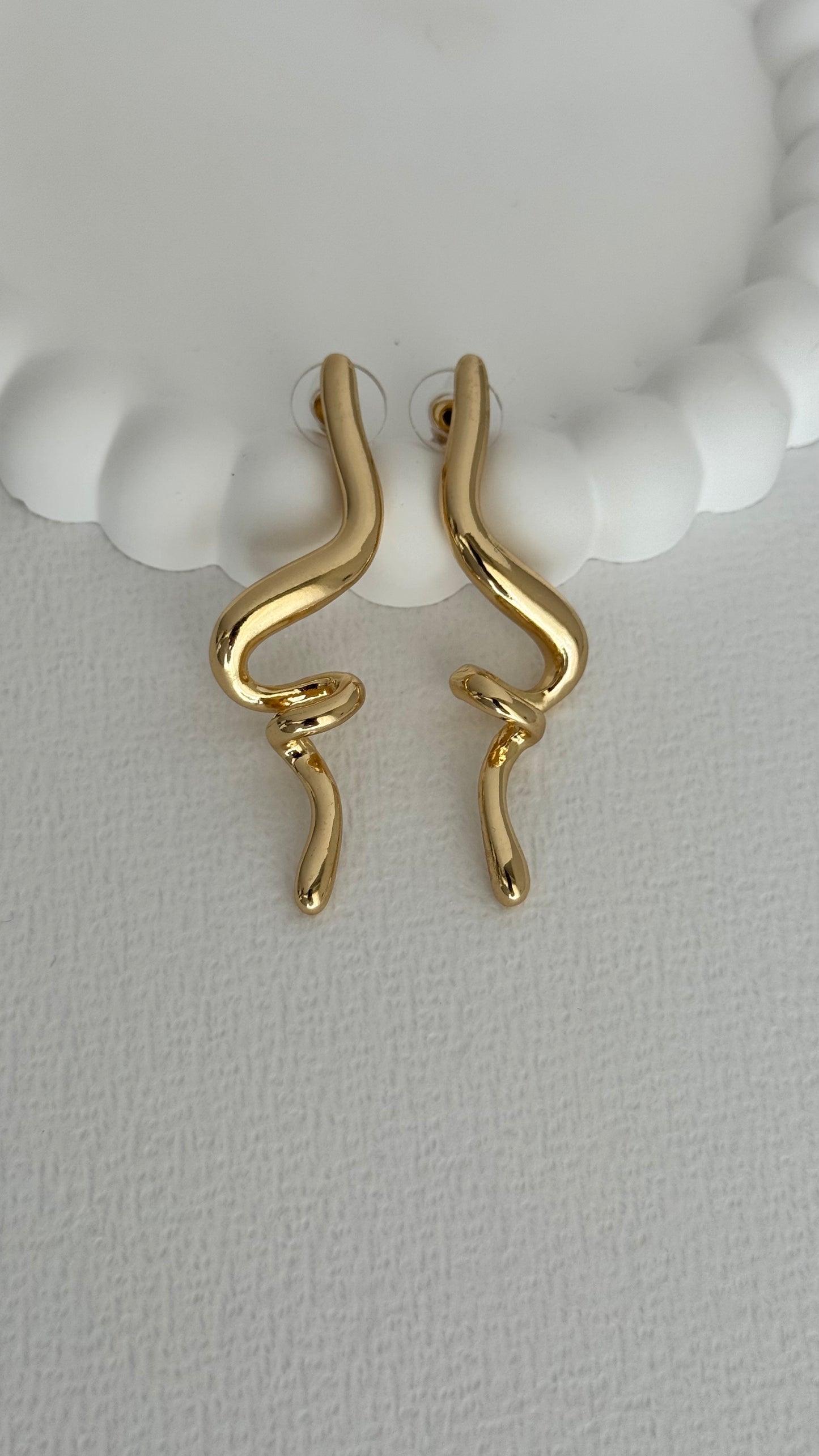 Özel Seri Soyut Çubuk Tasarım Gold Küpe