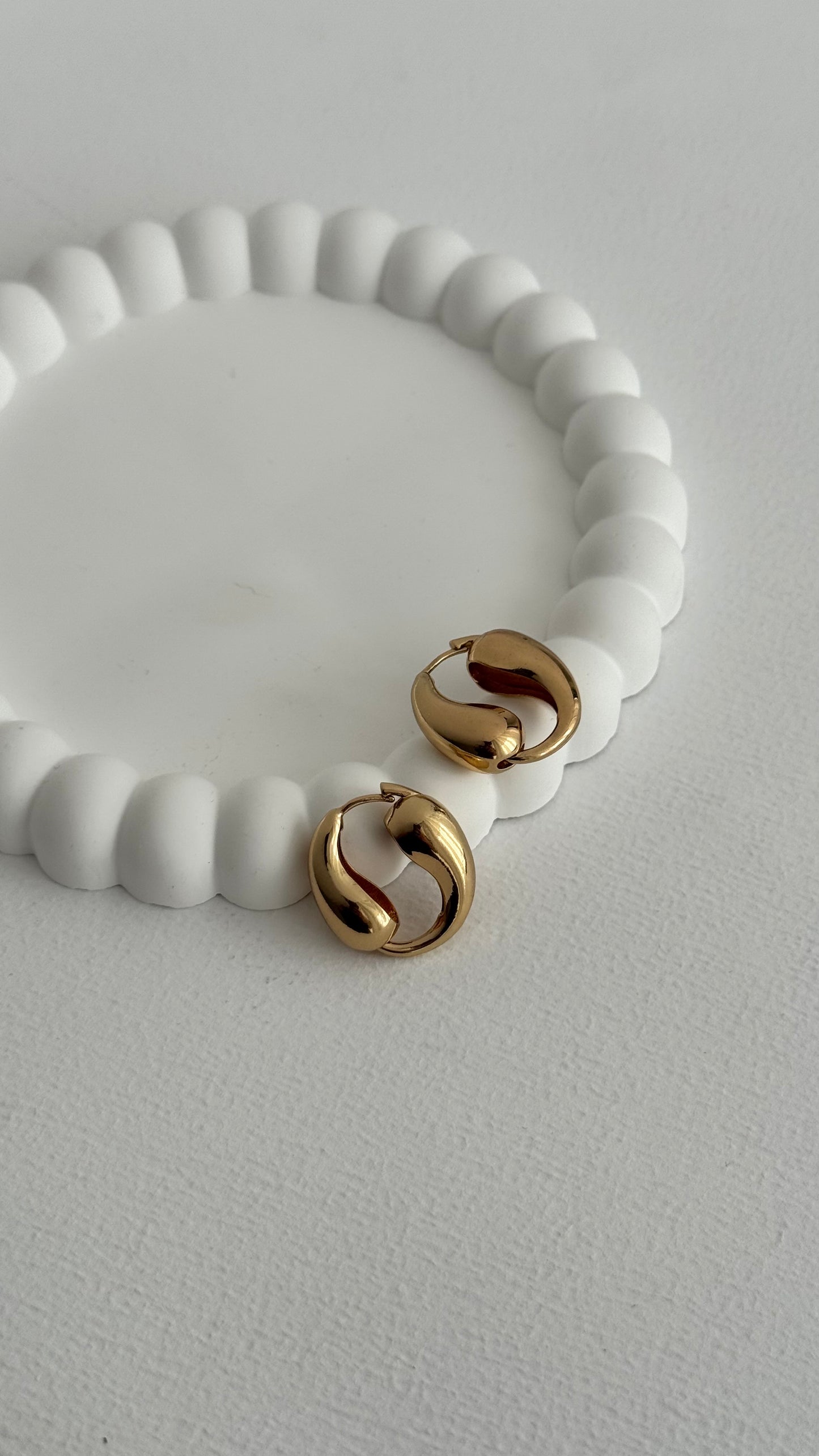 Damla Halka Tasarım Gold Küpe