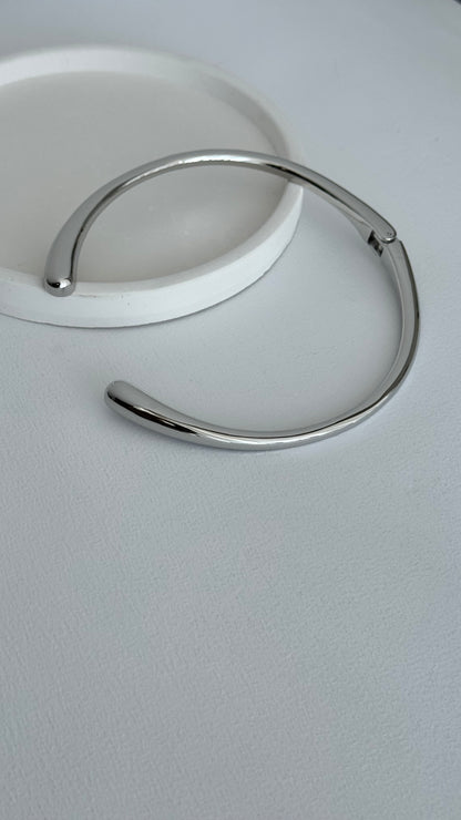 Marka Model Damla Choker Kolye