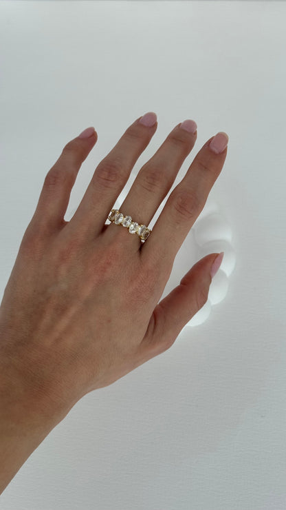 Baget Taşlı Oval Tasarım Ayarlanabilir Gold Yüzük