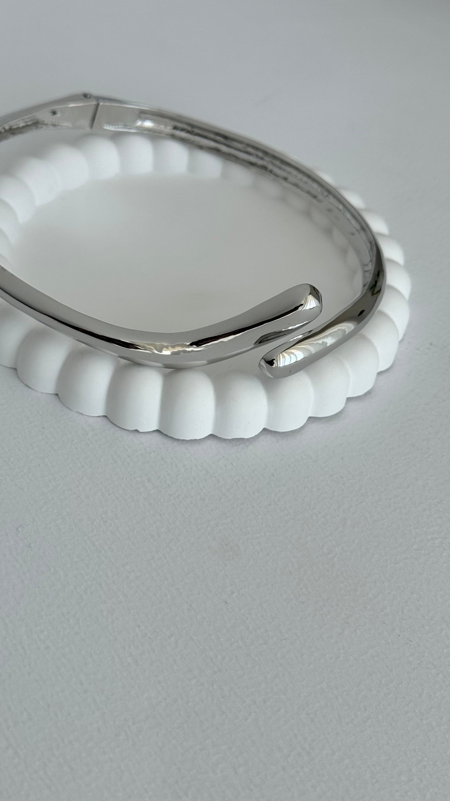 Minimal Hat Choker Kolye