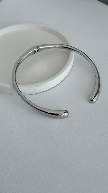 Marka Model Damla Choker Kolye