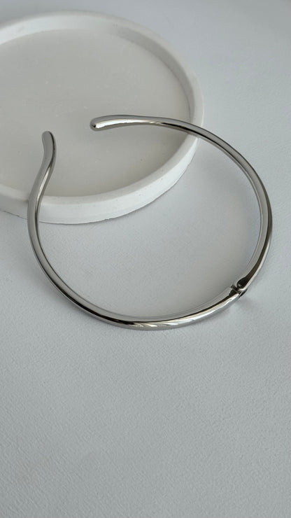 Özel Seri Asimetrik Choker Kolye