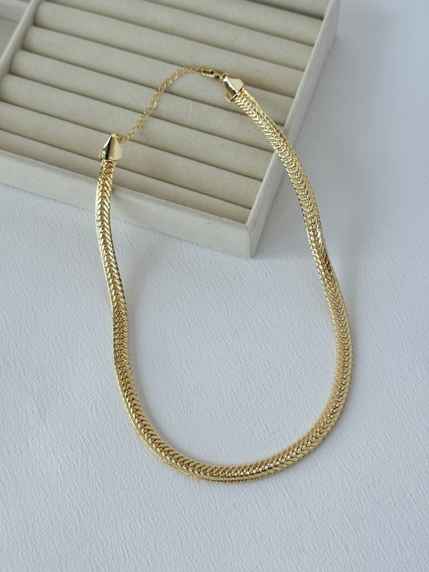 Marka Model Hasır Gold Kolye