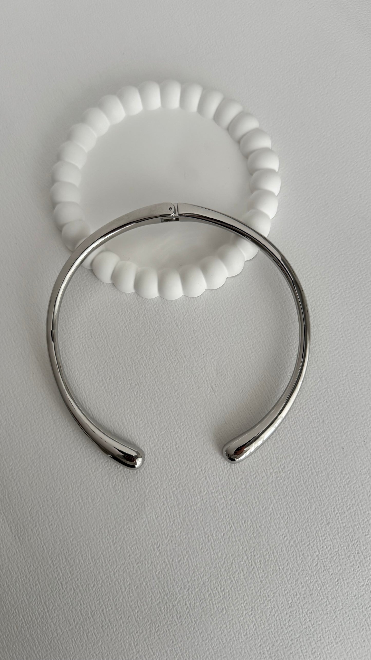 Marka Model Damla Choker Kolye