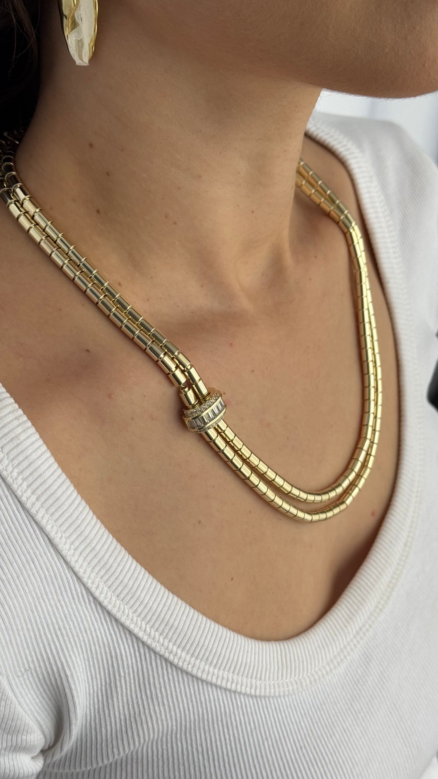 Baget Charm Detaylı Altın Kolye